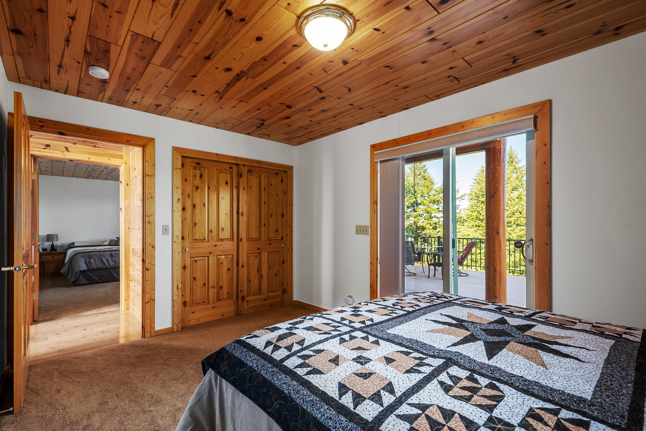 N Umpqua Ranch - 10181 N Umpqua Hwy