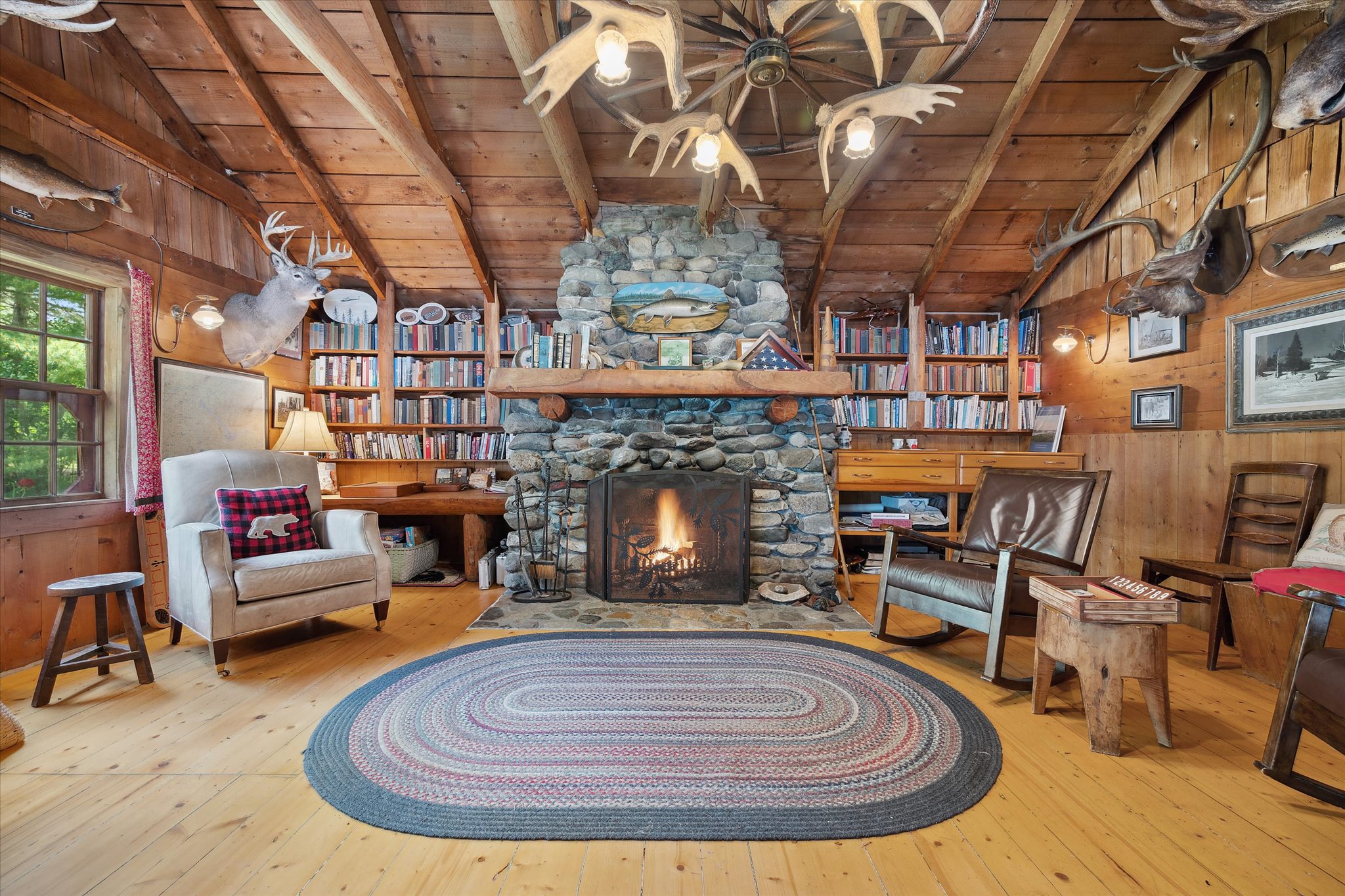 Listing Image 19