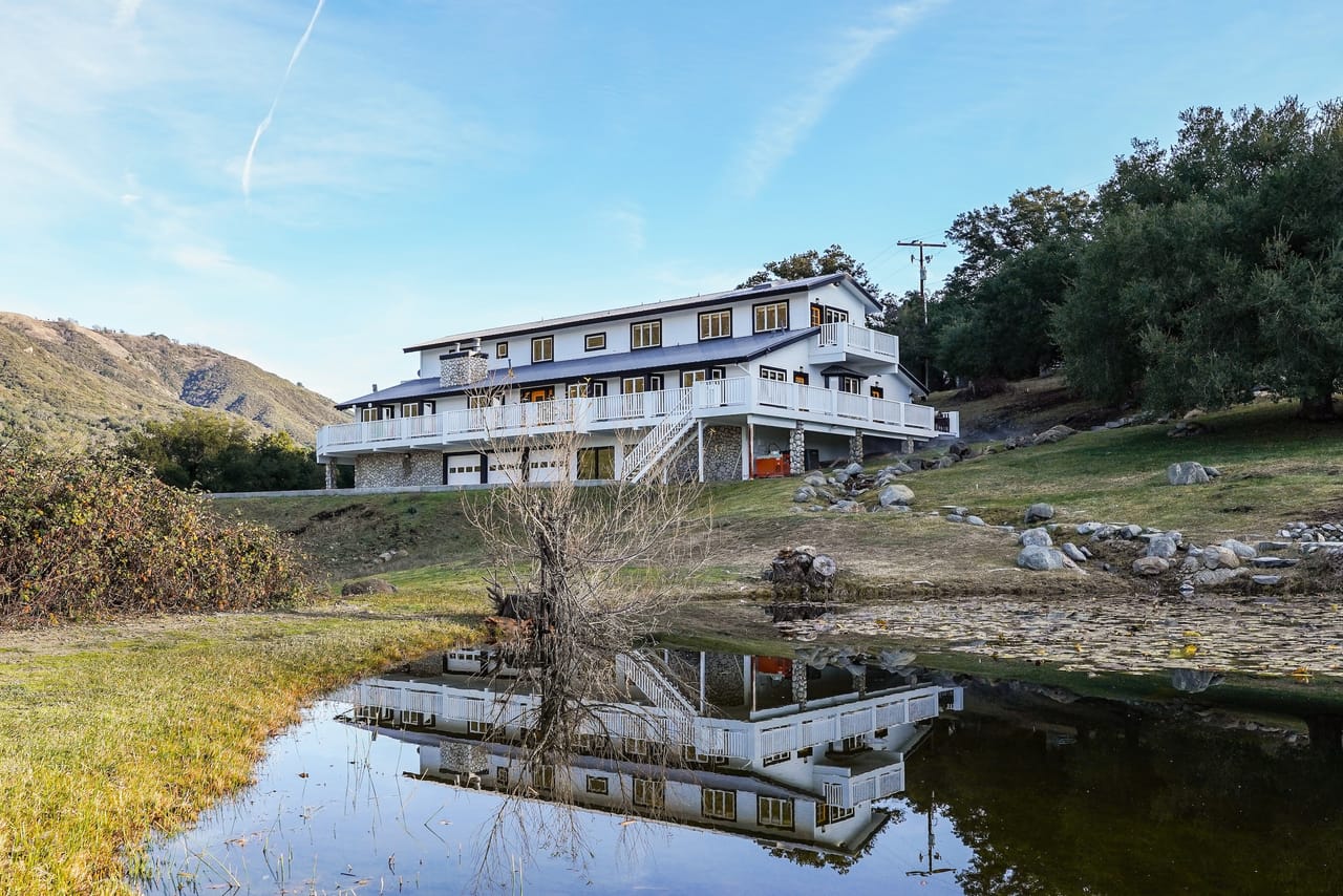 Listing Image 23