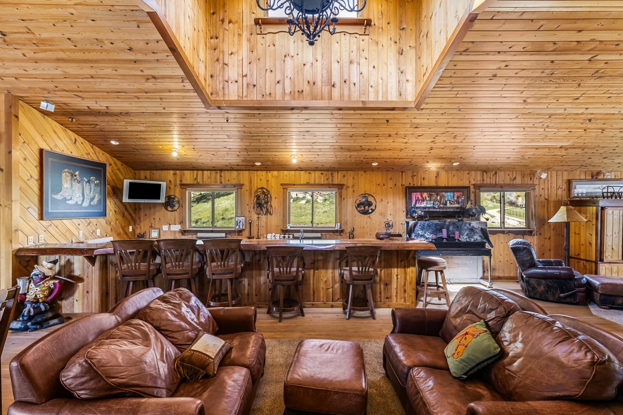 Listing Image 59