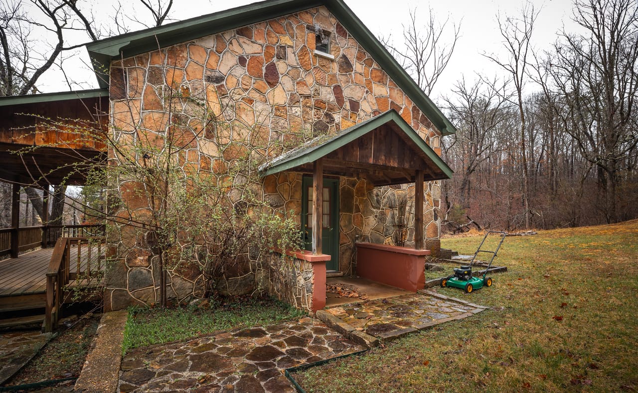 Listing Image 24