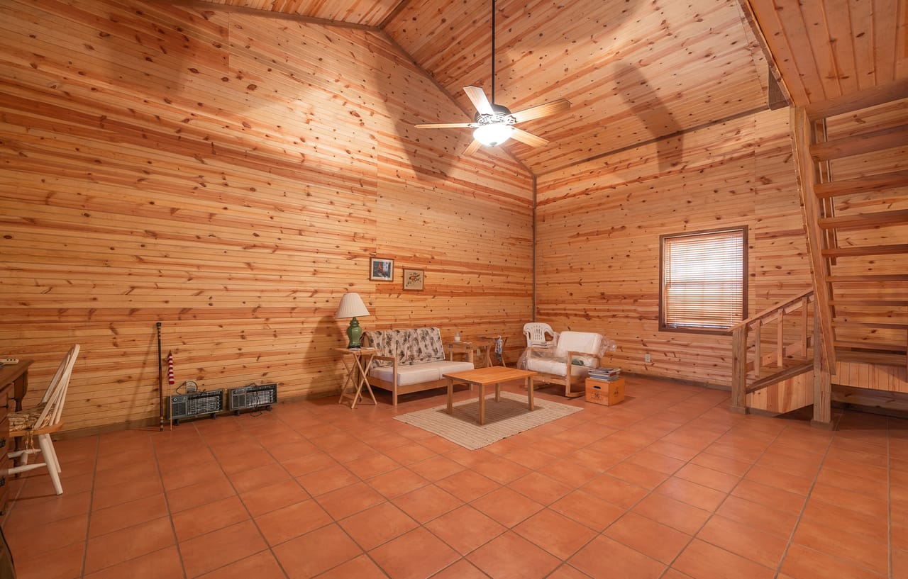 Listing Image 29