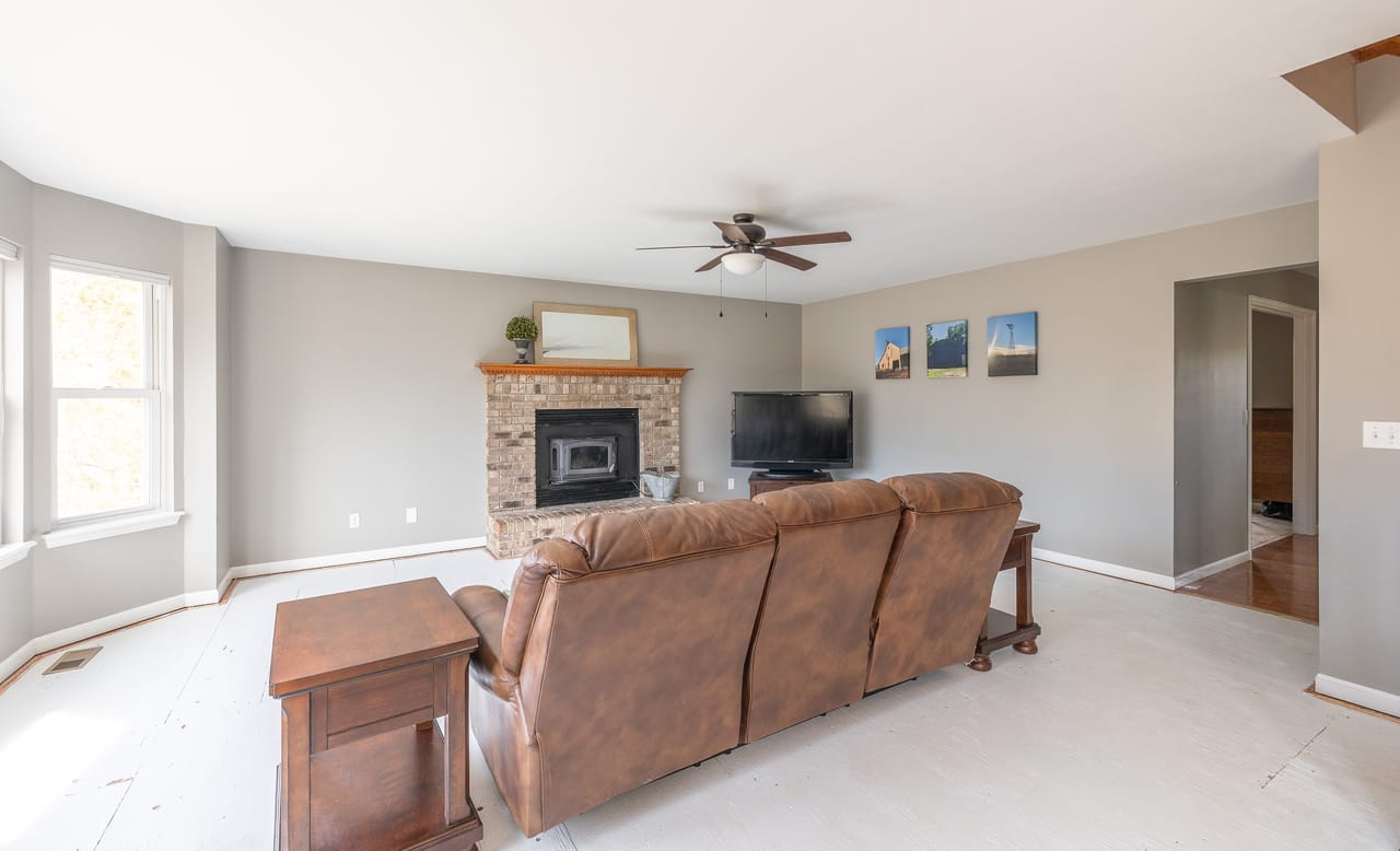Listing Image 55