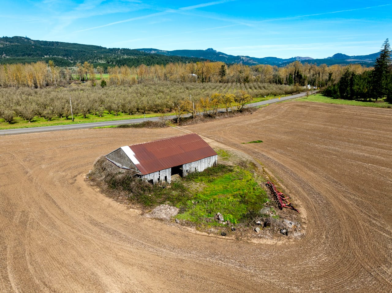 Listing Image 7