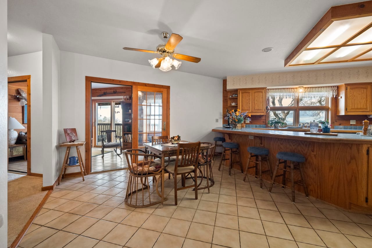 Listing Image 81