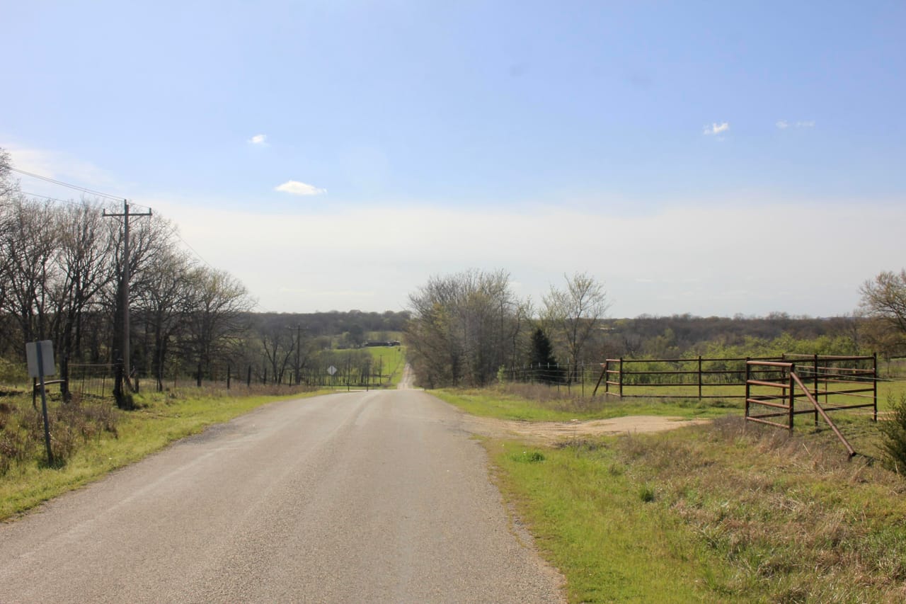 Listing Image 12
