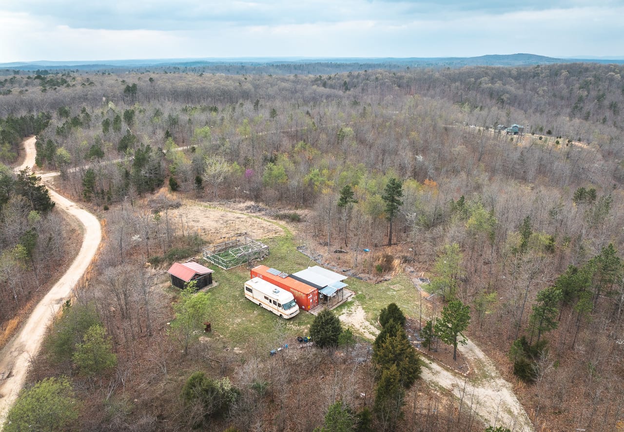 Listing Image 6