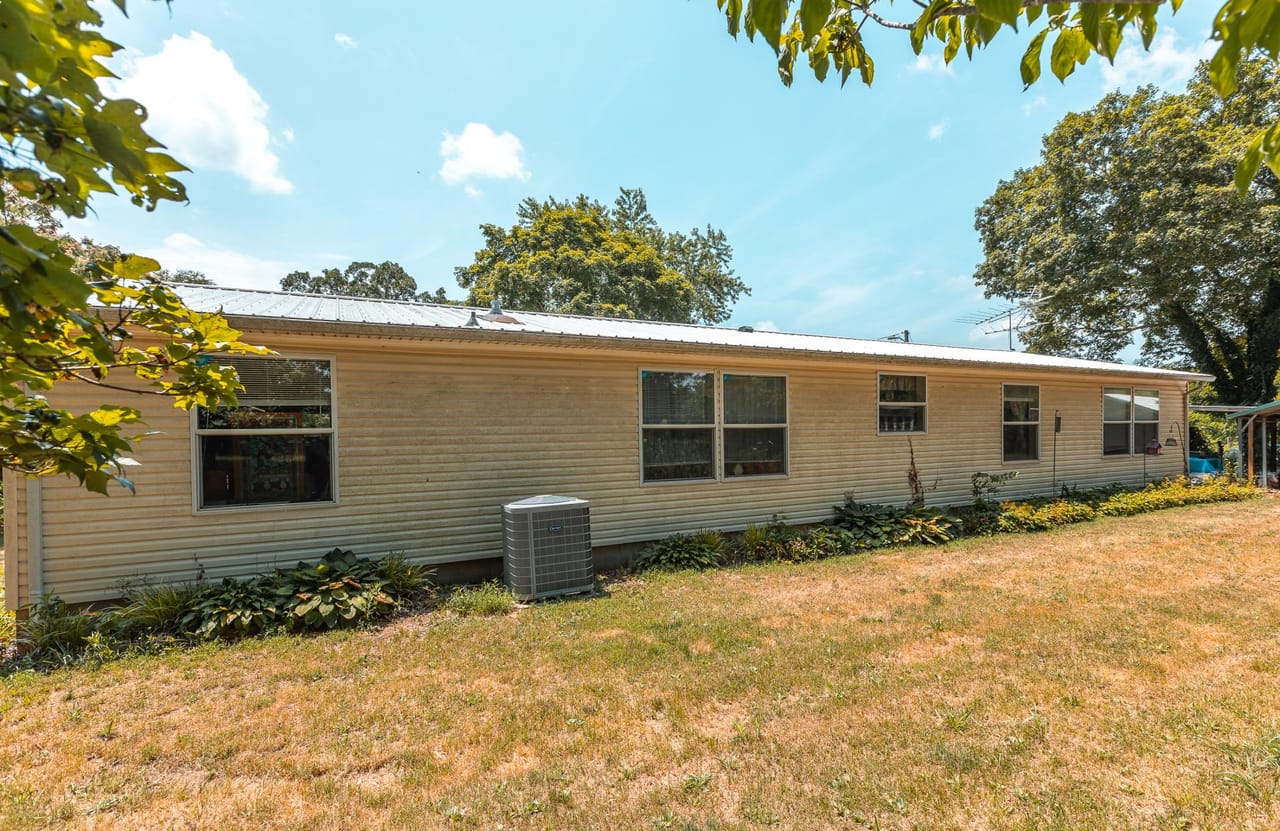Listing Image 7