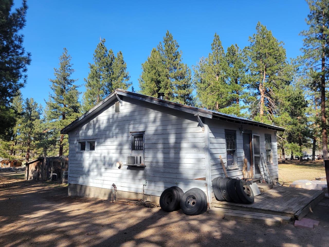 Listing Image 4
