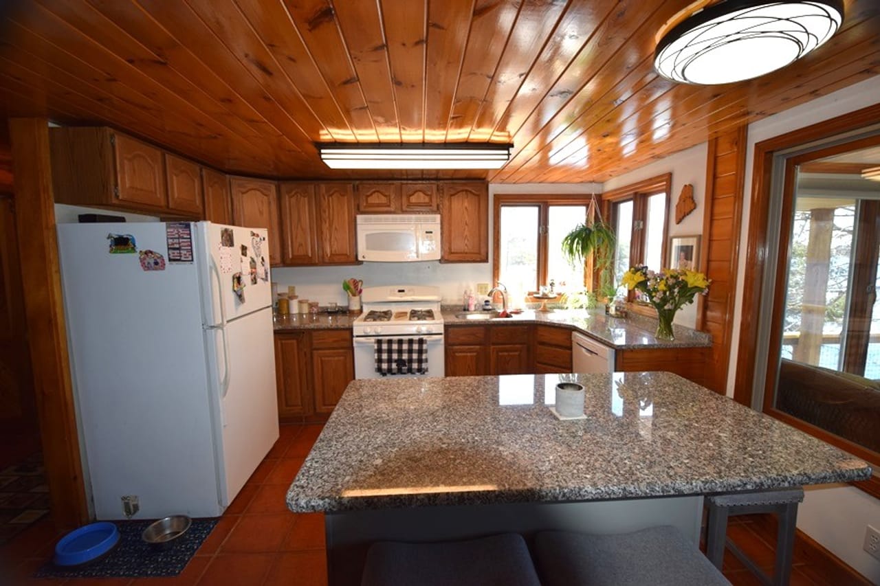 Listing Image 17