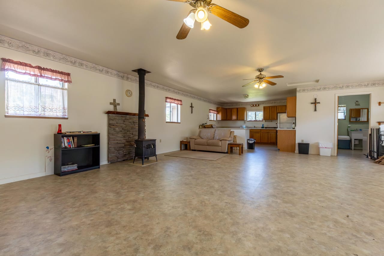 Listing Image 46