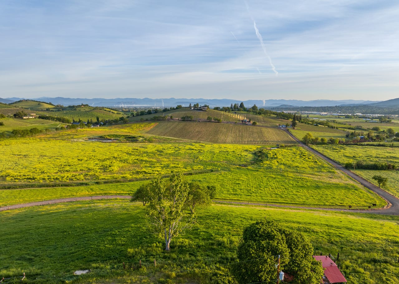 Carpenter Hill Ranch & Vineyard - 939 Carpenter Hill Road