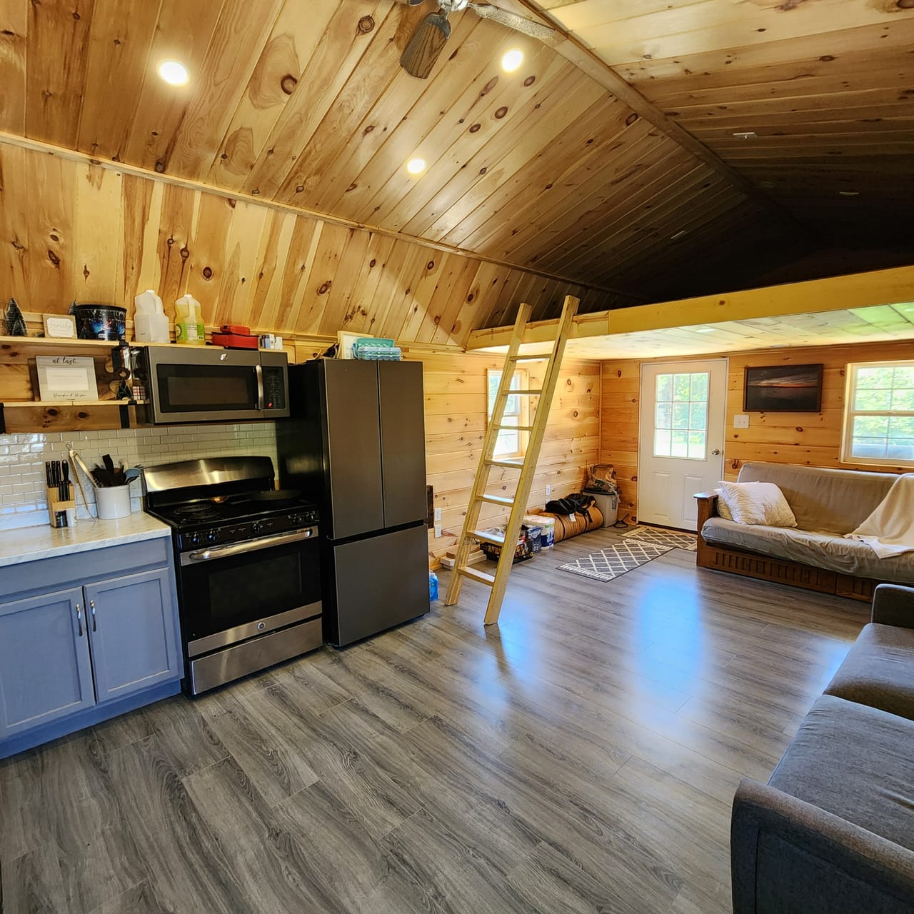 Listing Image 52