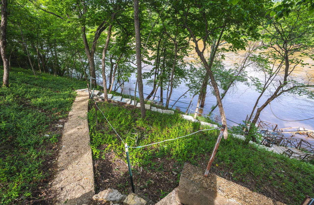 Listing Image 65
