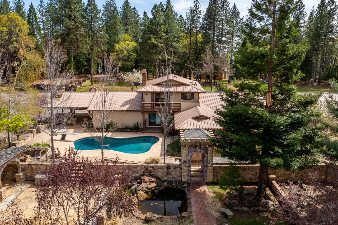 Listing Image 59