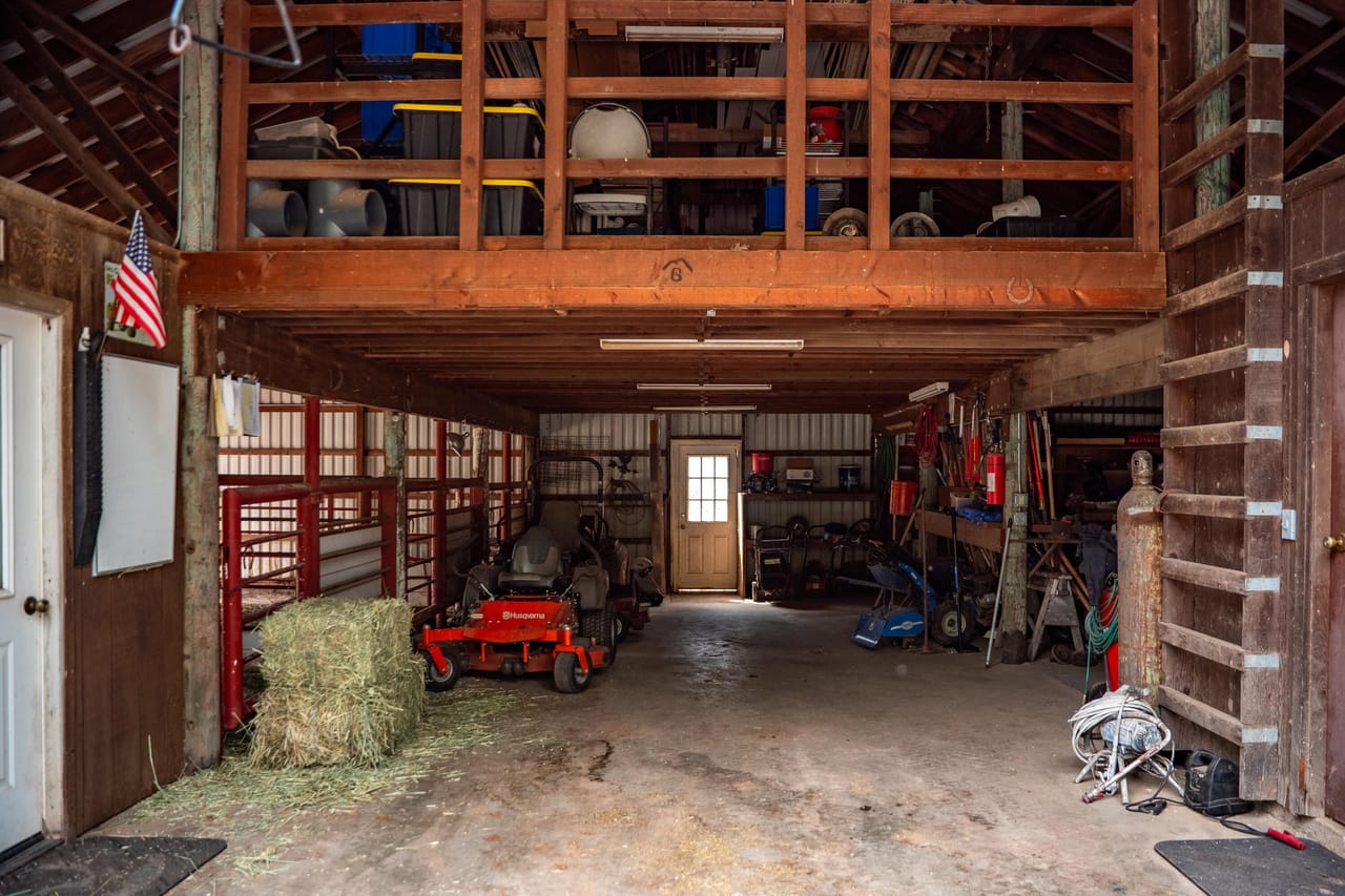 Listing Image 44