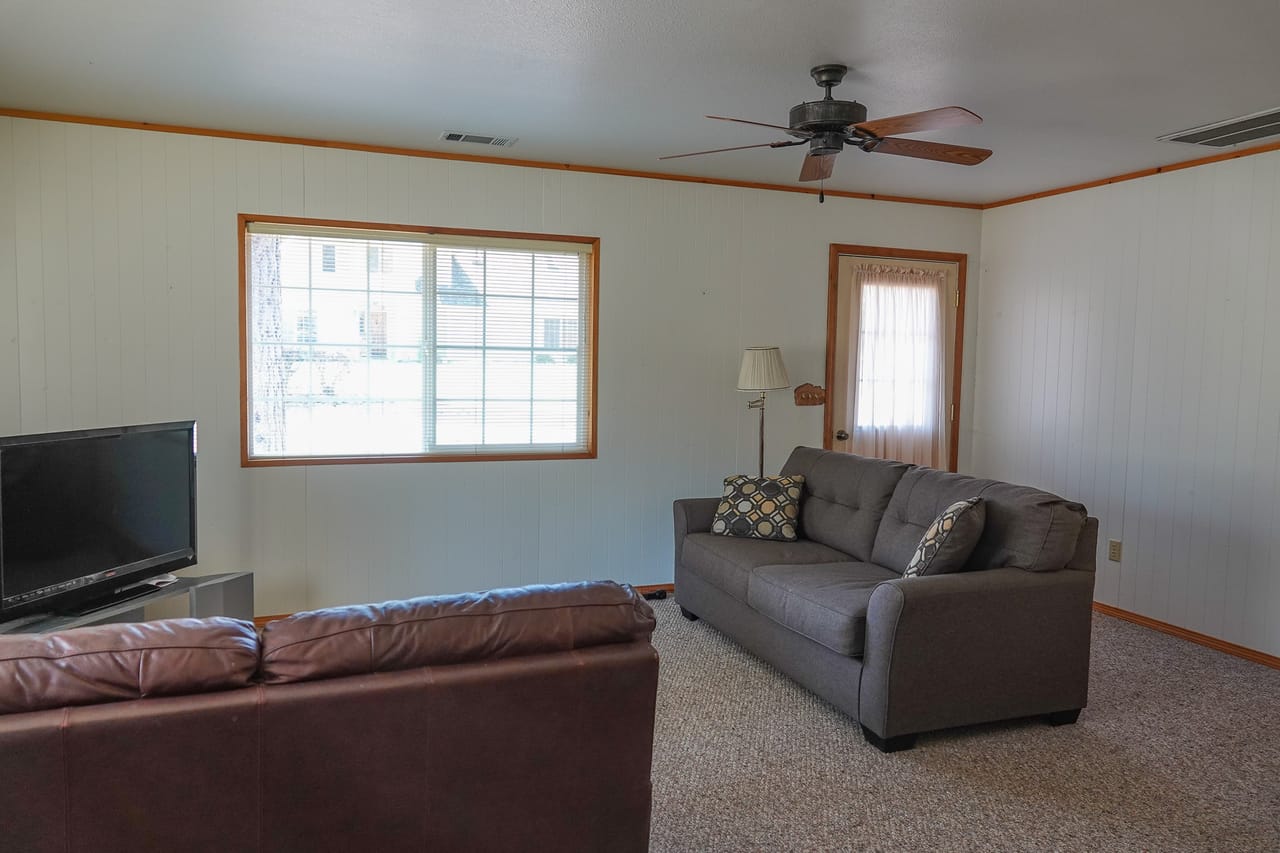 Listing Image 33