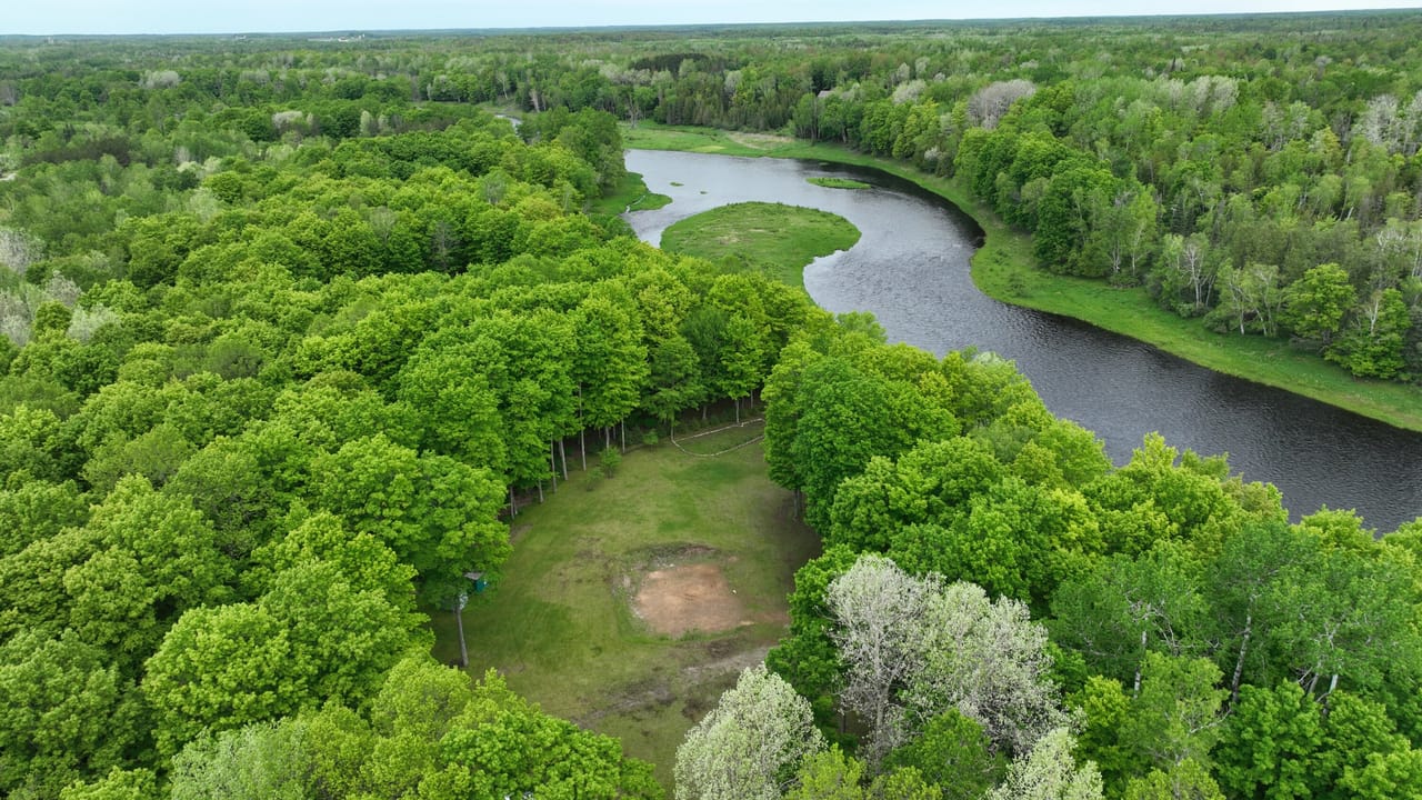 Michigan Riverfront Acreage 50141572