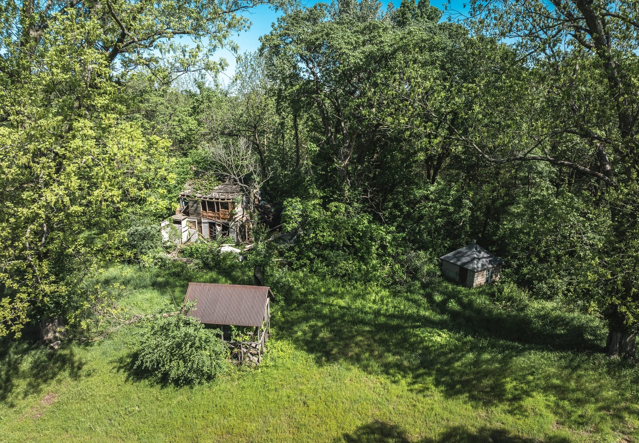 Listing Image 64