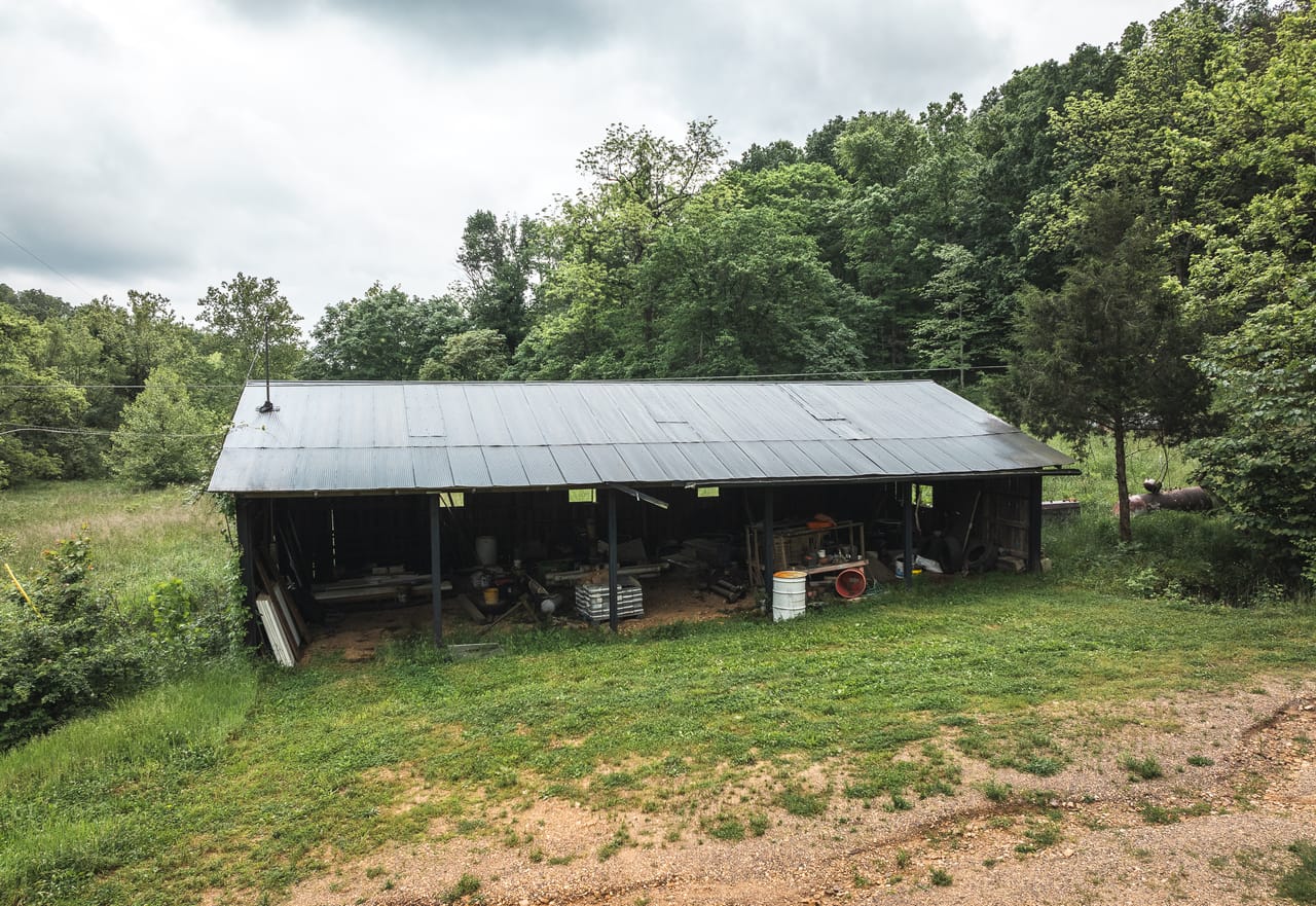 Listing Image 4