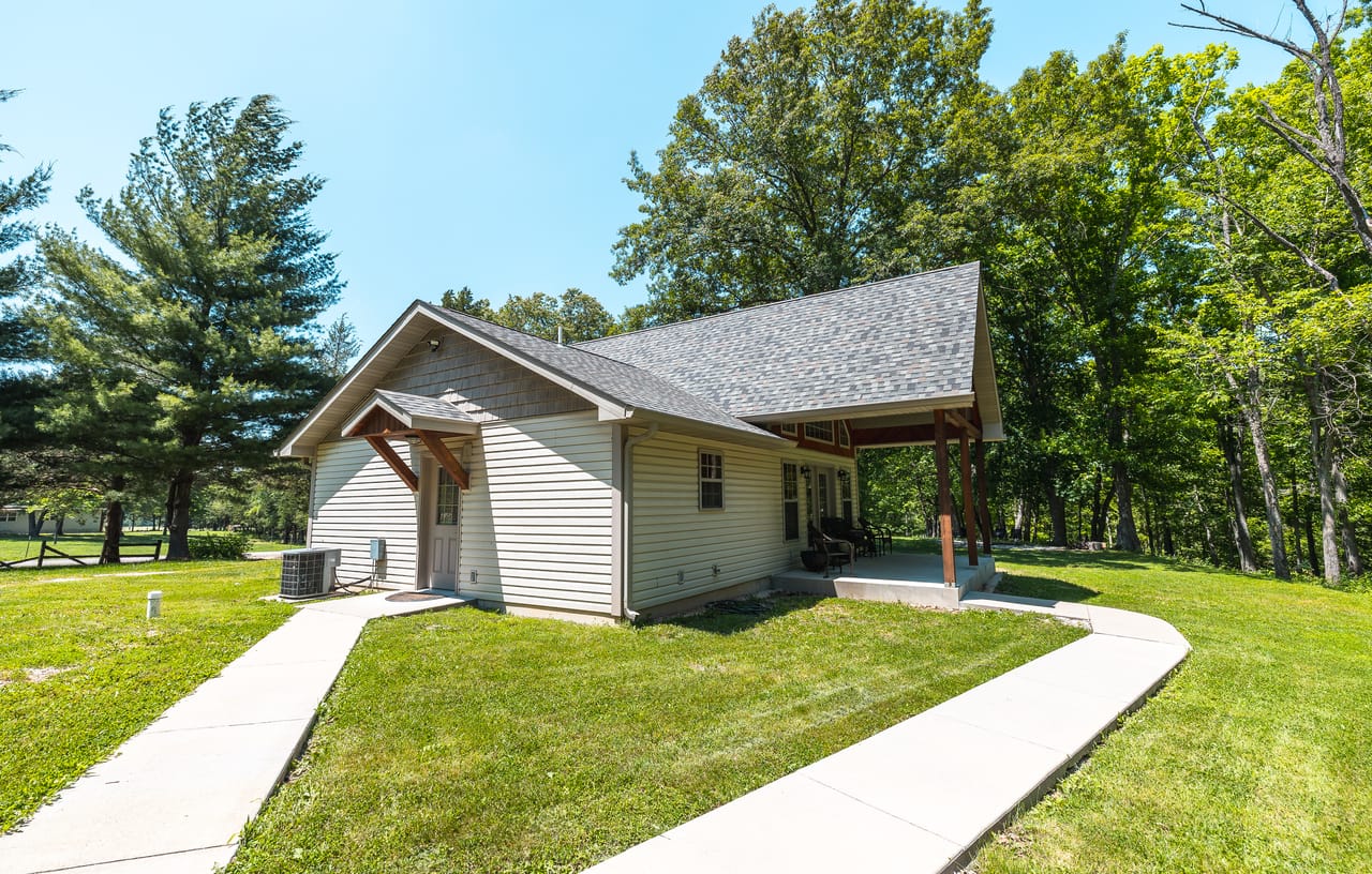 Listing Image 71