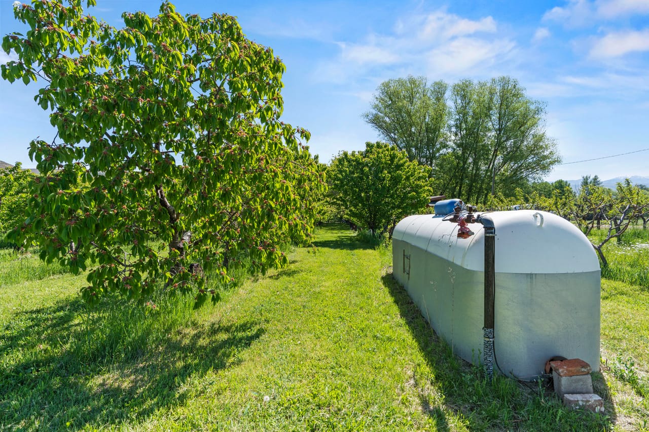 Eagle Creek Orchard