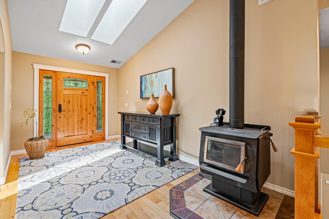 Listing Image 58