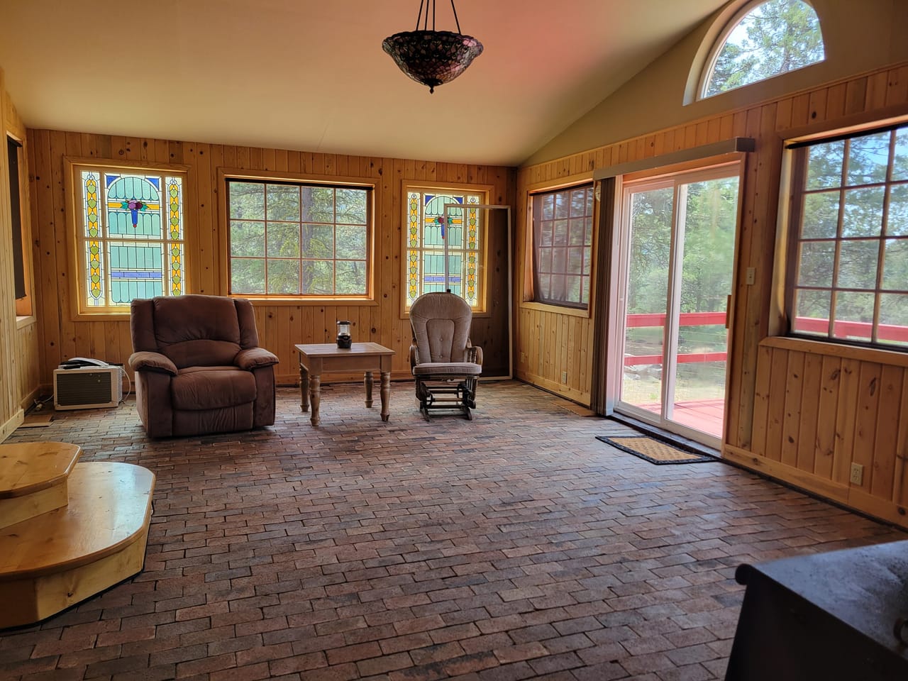 A Storybook Escape: Live the Legend at Cave Mountain Cabin