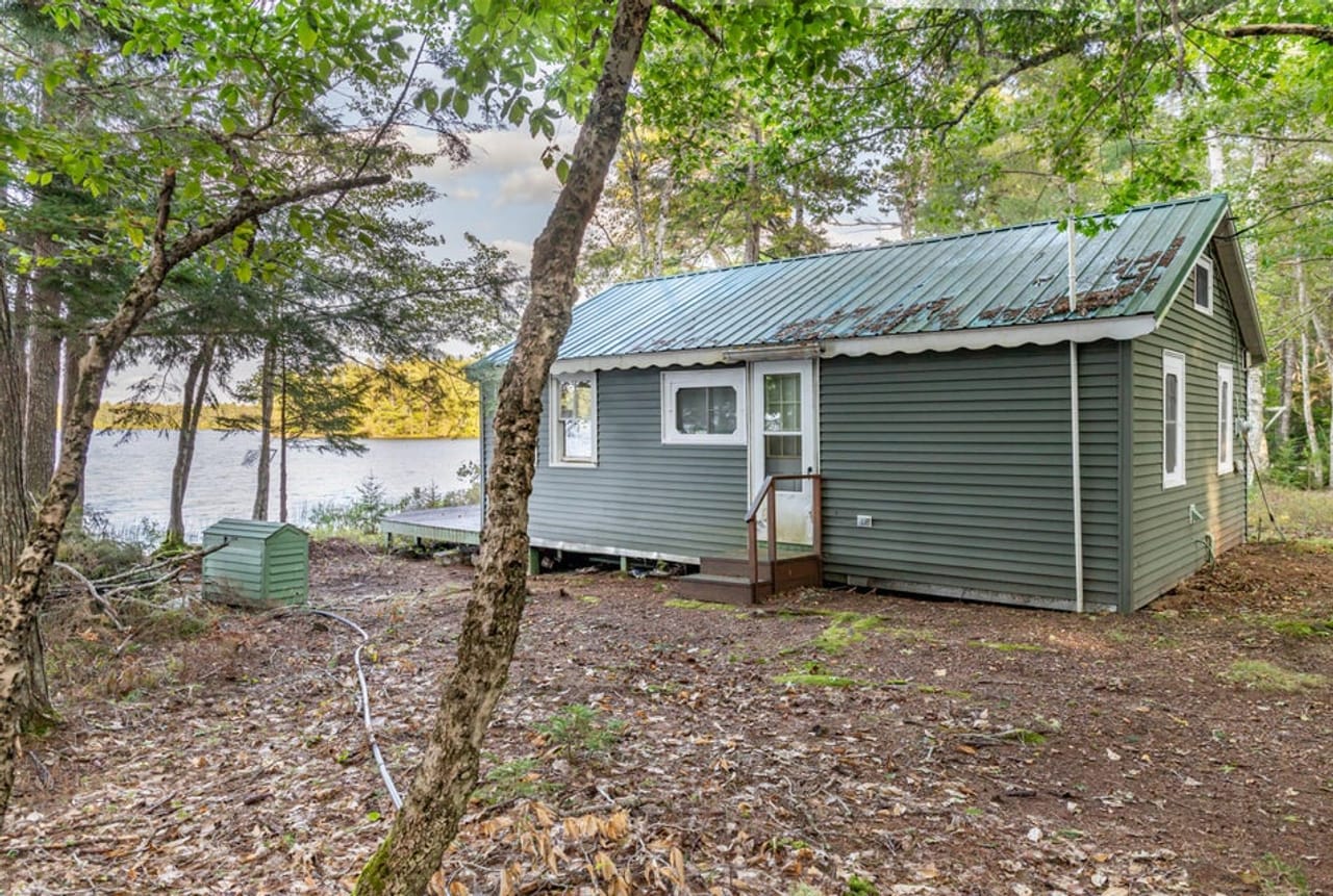 Listing Image 16