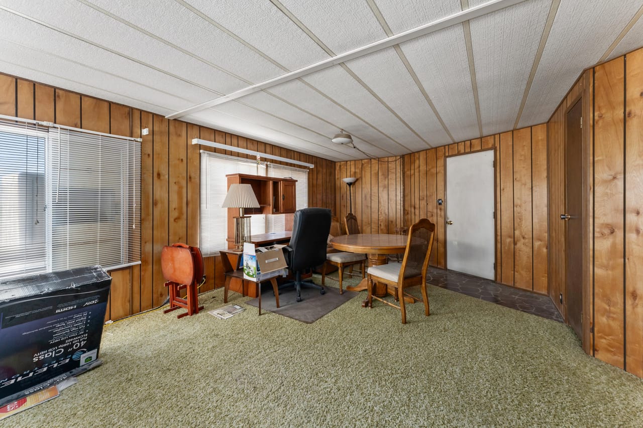 Listing Image 2
