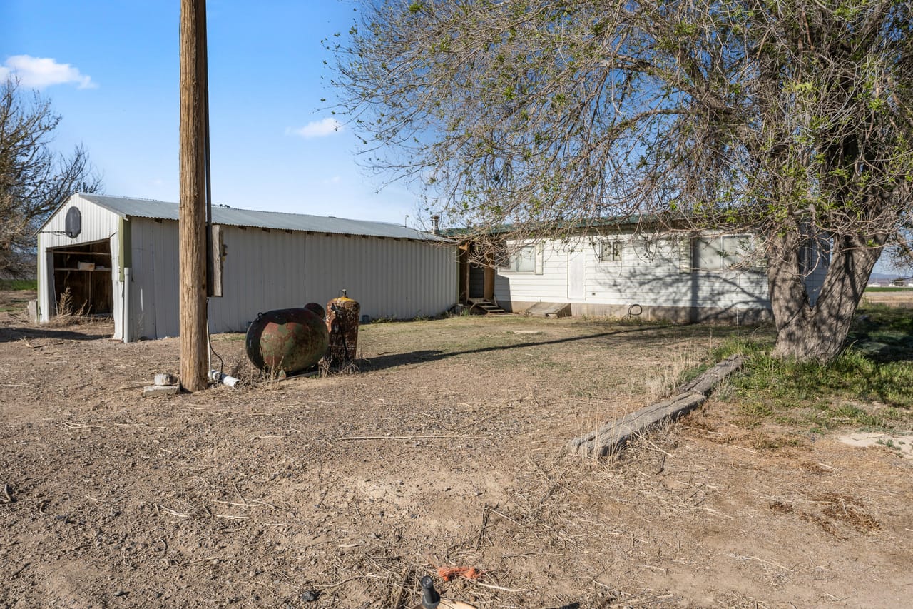 Listing Image 8