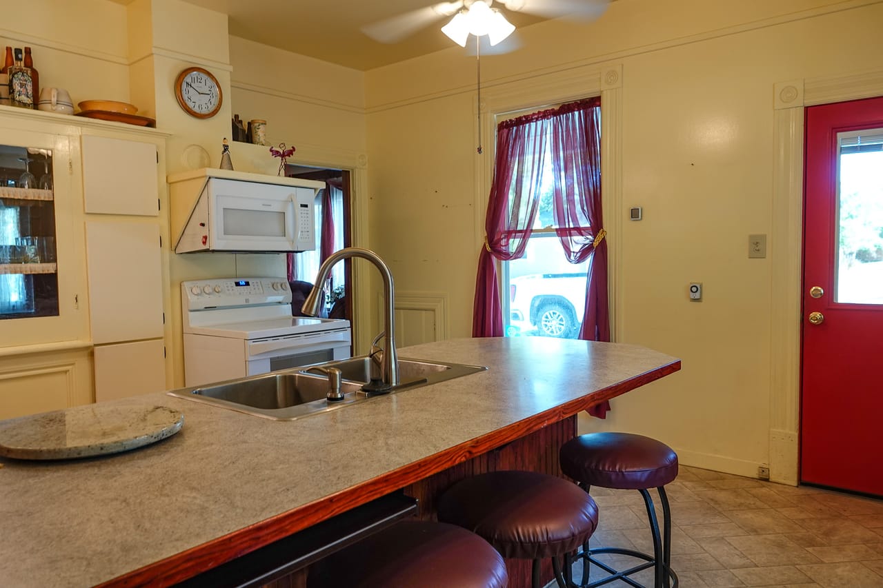 Listing Image 13