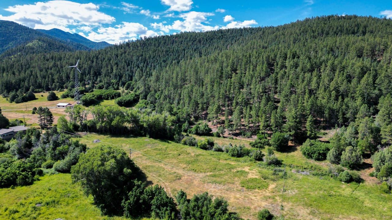 Listing Image 10