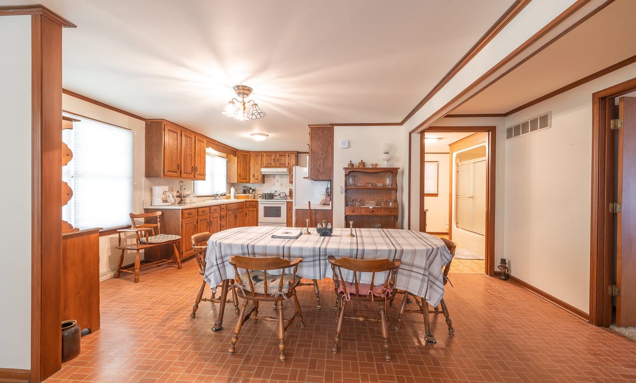 Listing Image 20