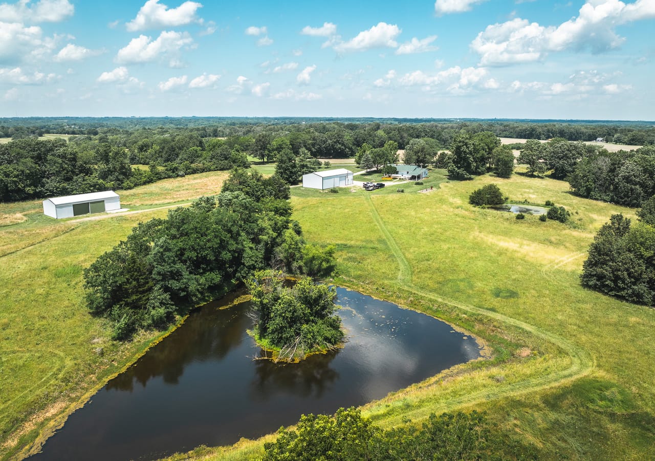 Listing Image 16