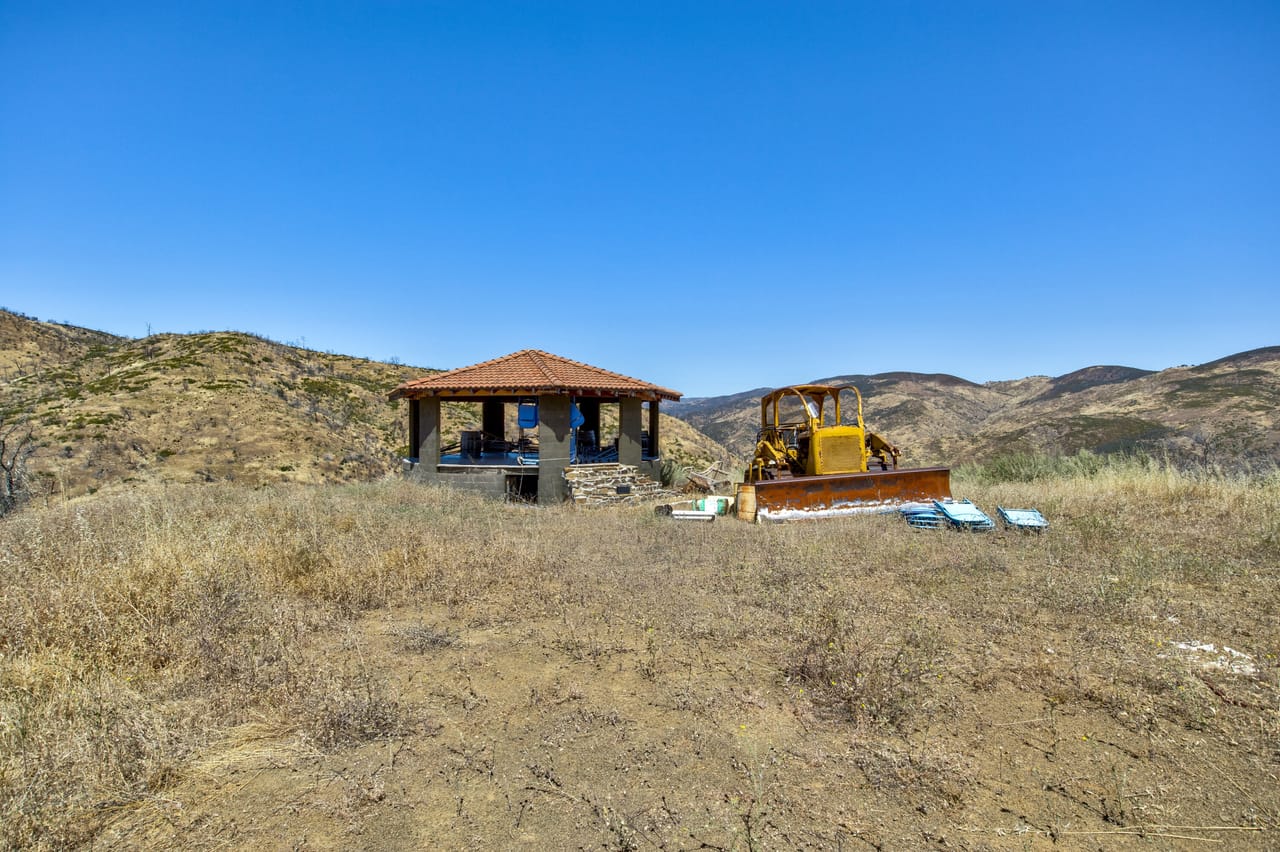Listing Image 54