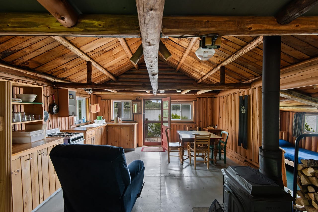 Listing Image 16