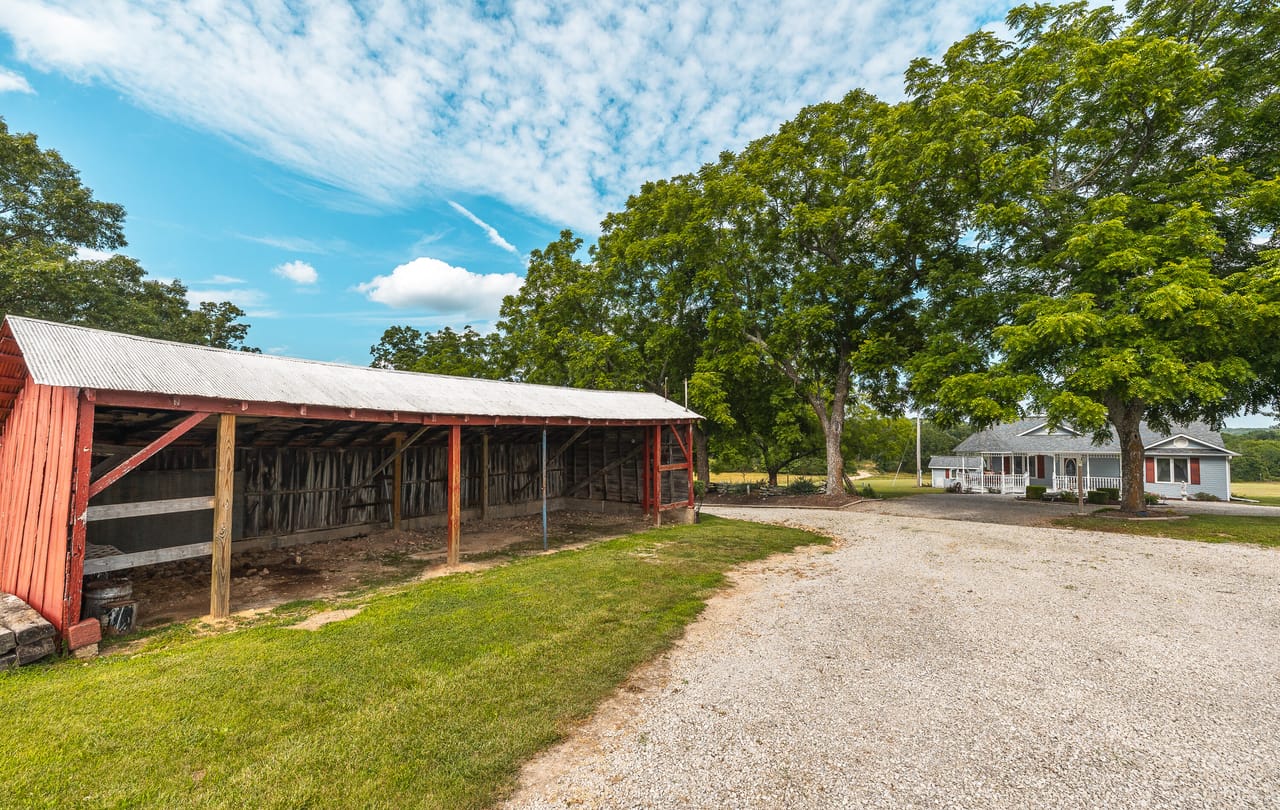 Listing Image 5