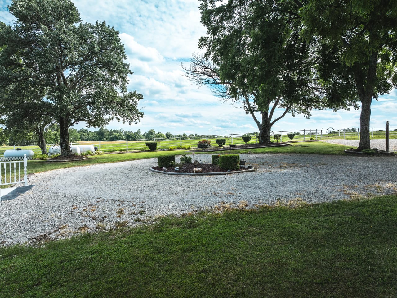 Listing Image 54