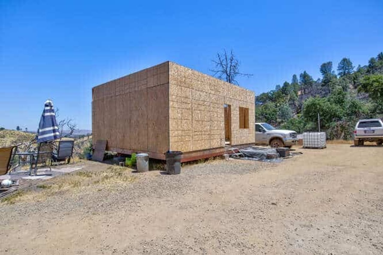 Listing Image 8