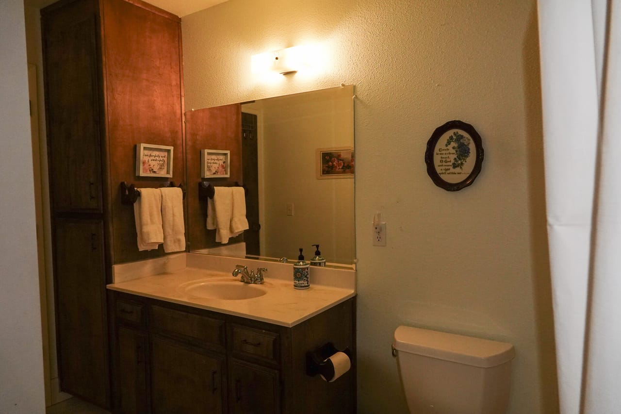 Listing Image 72