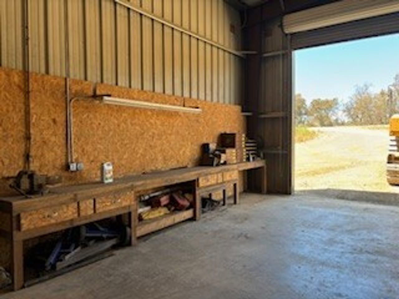 Listing Image 6