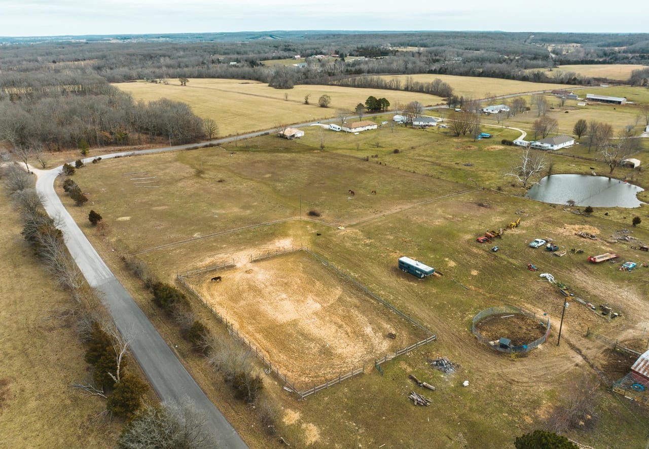 Listing Image 6