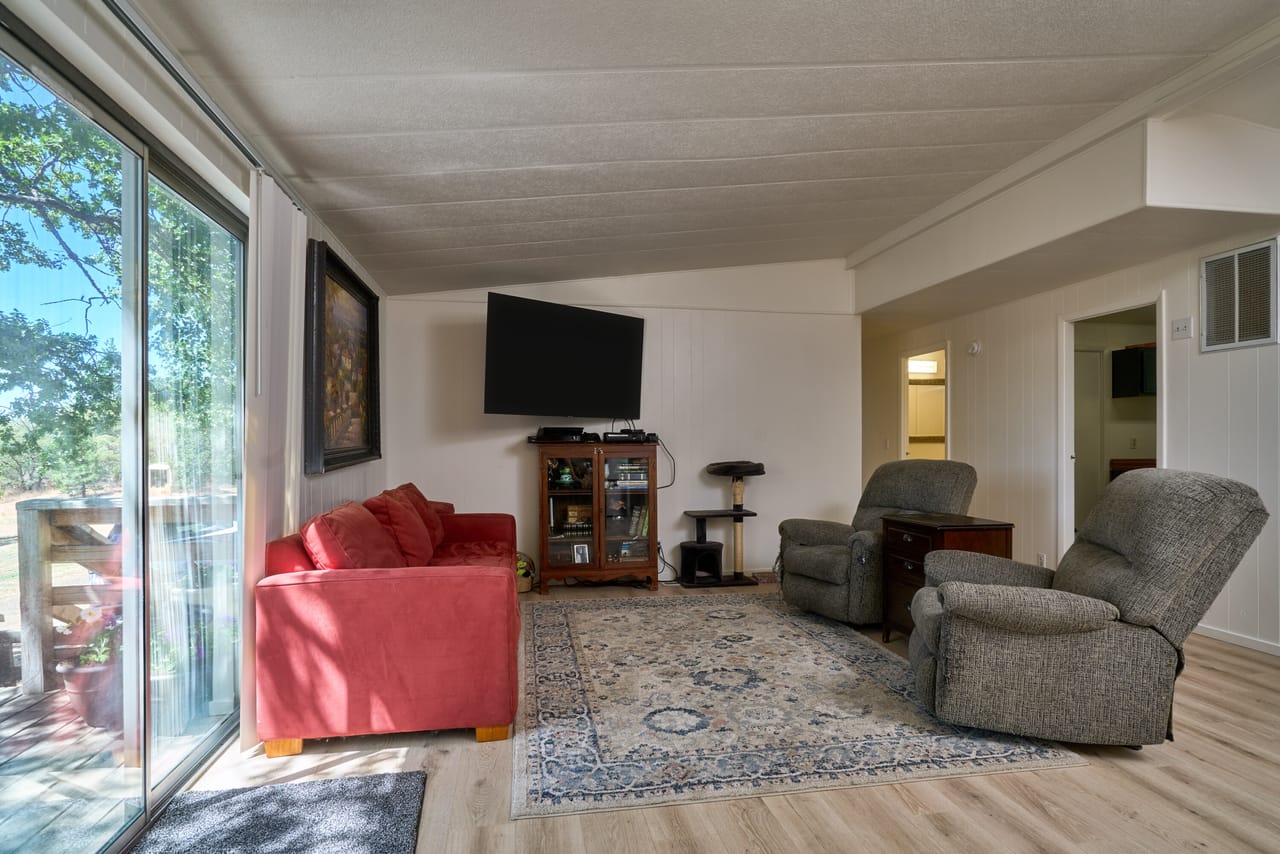 Listing Image 60