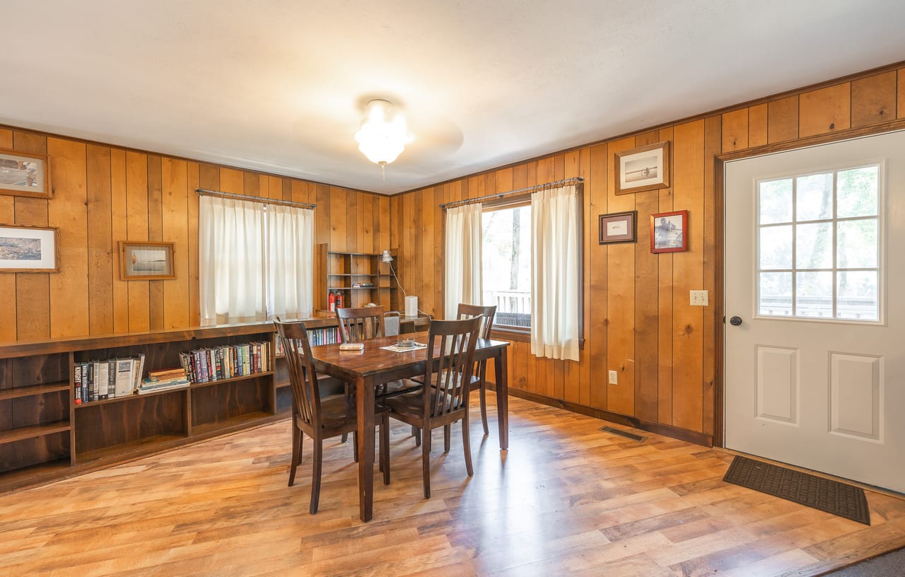Listing Image 13