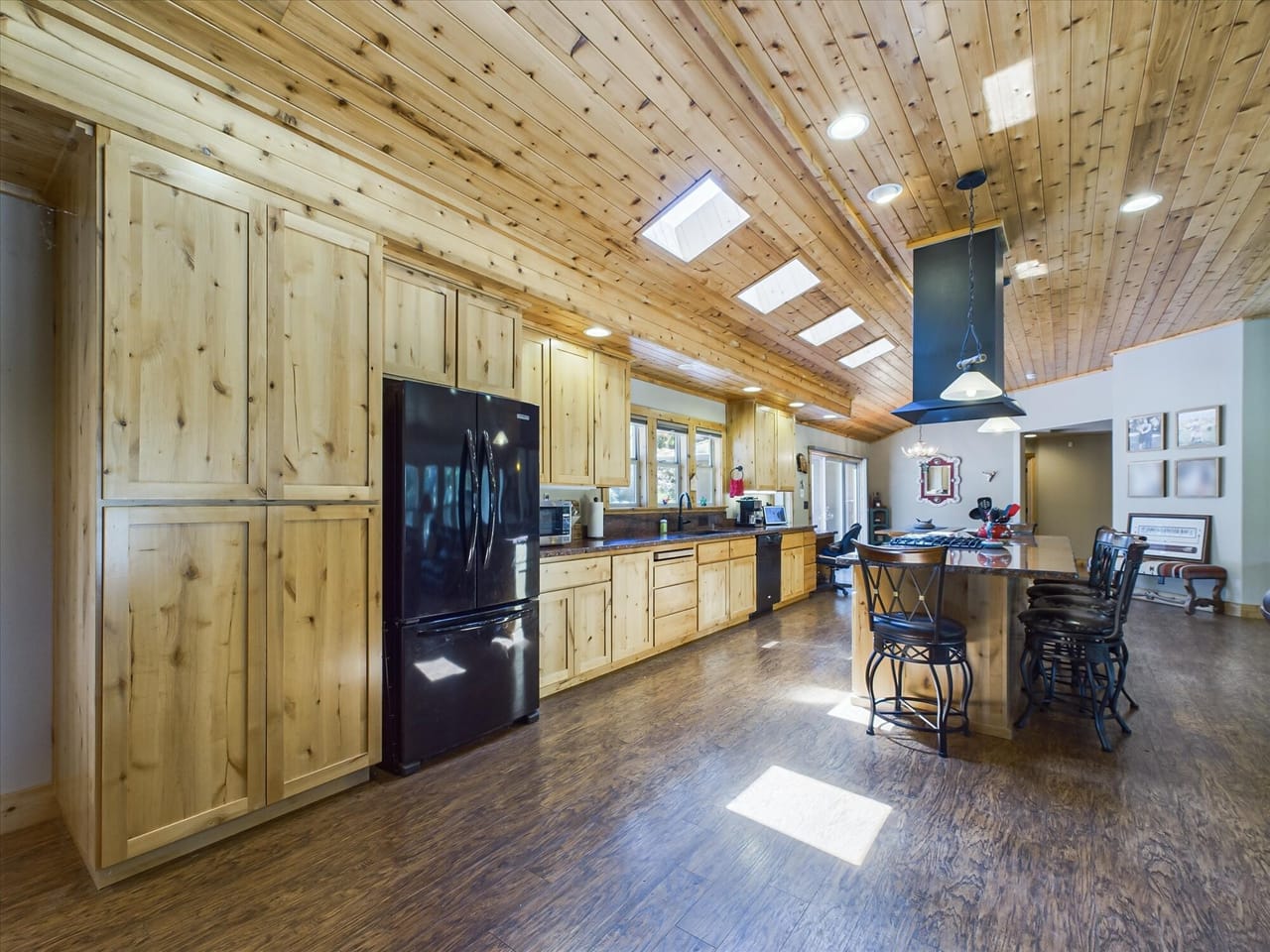 Listing Image 13
