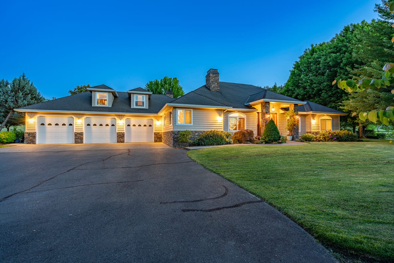 Listing Image 74