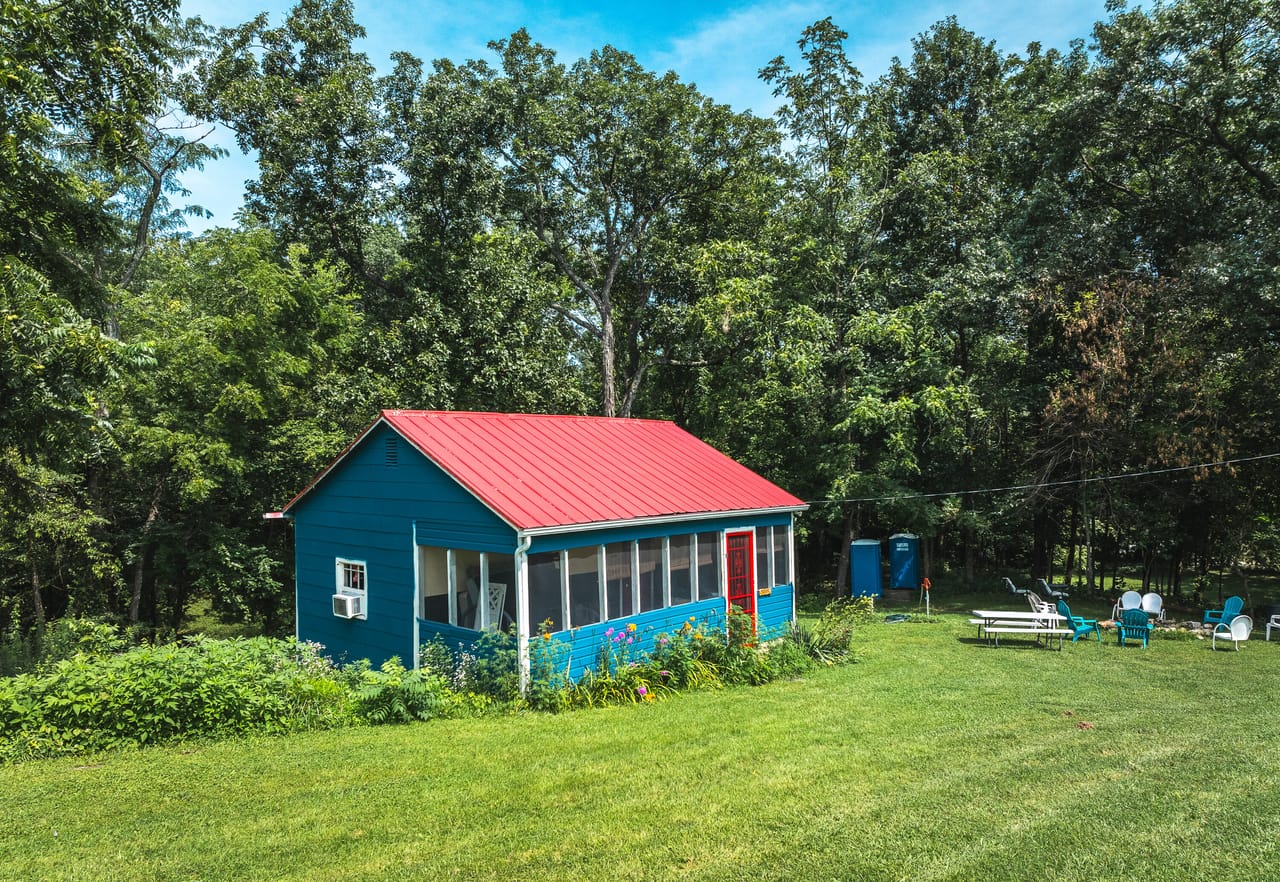 Listing Image 4