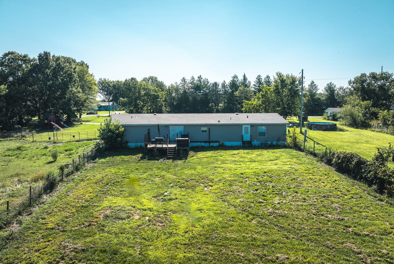 Listing Image 7