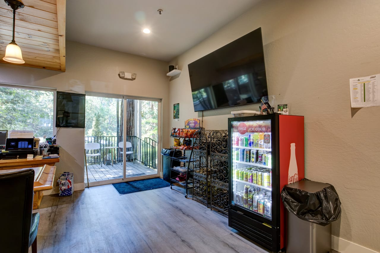 Listing Image 15